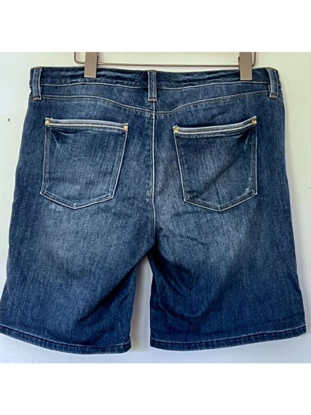 White House Black Market Jean Shorts Sz 8 Girlfriend Boho Distressed Soft Summer - Picture 4 of 11